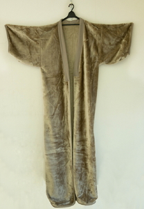 日本製 アクリルレーヨン混 夜着毛布 ベージュ グレー ※離島への配送不可