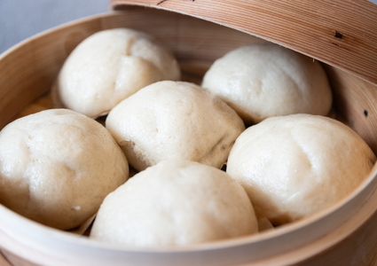 【定期便3ヶ月】手作りグルテンフリー！お米で作った豚まん6個セット ◇