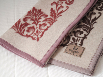 カシミヤ20%入り毛布 毛布の町泉大津産 [シングルサイズ／エンジ色] N-KK20 [3160]