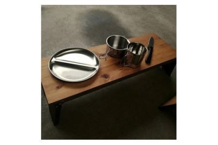 無垢材 折りたたみ ミニテーブル｜新星金属製作所 大阪府 守口市 天然木 キャンプ ソロ ツーリング 山登り BBQ バーベキュー コンロ 焚火台 焚き火 折り畳み コンパクト 軽量 [0860]