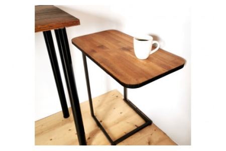 天板裏にボックステッシュを設置できる天然木のサイドテーブル トースト型 ブラウン 1台｜新星金属製作所 大阪府 守口市 インテリア テーブル 家具 花台 [0941]