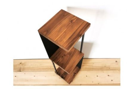 棚 角にも置けるスタンド 2段 ブラウン 1台｜新星金属製作所 大阪府 守口市 シェルフ 無垢材 アイアン 完成品 インテリア 家具 飾り棚 [0926]