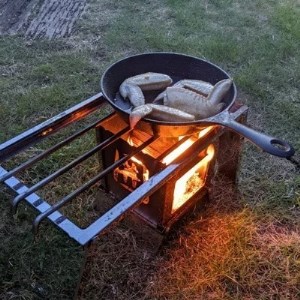 BBQ  折り畳みバーベキューコンロ　焚き火