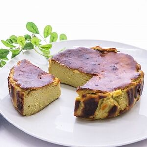 茨木バスクチーズケーキ ホール プレーン ピスタチオ_菓子・スイーツ ケーキ _【配送不可地域:離島】【1436428】
