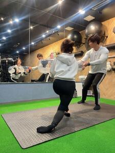 H180　パーソナルジムFOCUS　パーソナルトレーニング　４回券