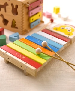 L104 ミキハウス シロフォン（もっきん）【mikihouse おもちゃ 楽器 木琴 木のおもちゃ 出産 赤ちゃん 男の子 女の子 子供 大阪府 八尾】