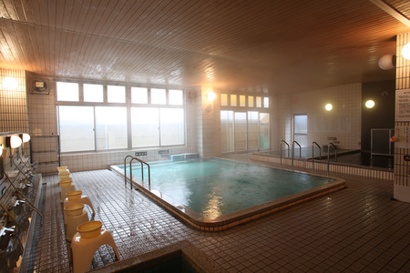 A354 八尾の秘湯 八尾天然温泉 日帰り入館券&ワンドリンク【温泉 チケット 旅行 トラベル 八尾グランドホテル 大阪 八尾市】