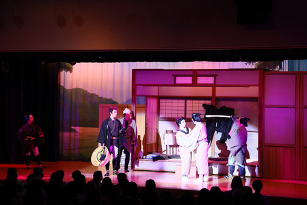 A354 八尾の秘湯 八尾天然温泉 日帰り入館券&ワンドリンク【温泉 チケット 旅行 トラベル 八尾グランドホテル 大阪 八尾市】