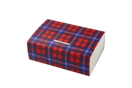 A131 ミキハウス スタイ＆ソックスギフトセット(赤)【ベビー靴下 ビブ よだれかけ 出産 かわいい カラフル ベビー ベビー用品 赤ちゃん mikihouse 乳児 新生児 子供 大阪府 八尾】