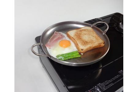 A185 匠の技ぶあつい鉄板焼くん26cm【鉄 鉄板 藤田金属 FUJITA ガス IH プレート キッチン 丸型 調理器具 日本製 大阪府 八尾】