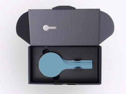 C161(イエロー)　iconclock　イエロー【アイコン クロック 時計 掛け時計 壁掛け とけい おしゃれ イエロー グリーン ブラウン ブラック ブルー ホワイト レッド 大阪 八尾市】