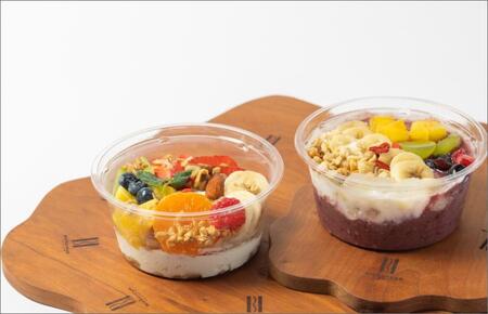 季節のフルーツのグリークヨーグルト 1個＆アサイーボウル 1個