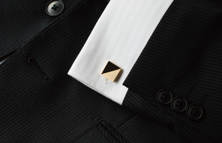 ジオメトリック・スクエアカフス シルバーカラー