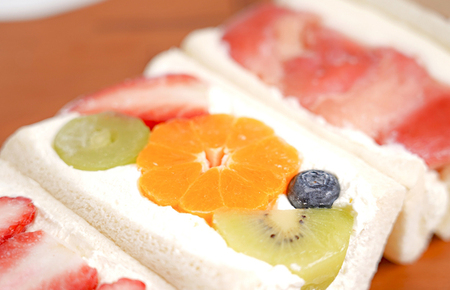 【特別規格】旬のおまかせ フルーツサンド 2個