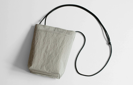 ミニショルダーバッグ KONBU(R) グレー