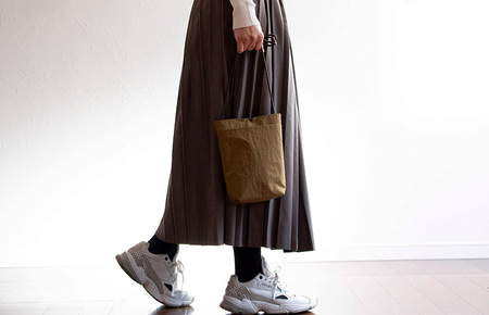 ミニショルダーバッグ KONBU(R) ブラウン