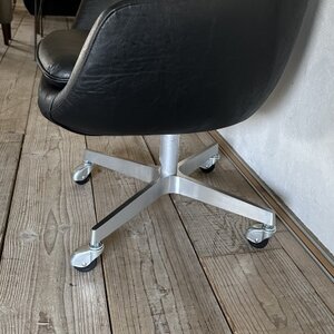 Cosmic Chair(コスミックチェア)キャスター脚 ランド ブラック【SWOF】_雑貨・日用品 椅子・チェア・ソファ 家具・インテリア _【1545573】