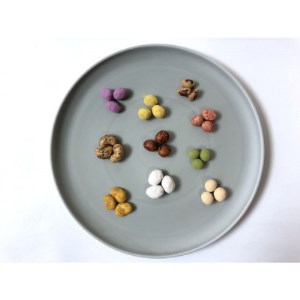 10種類豆菓子チャック袋大阪産(もん)名品認定の雀の玉子を含む【1094101】