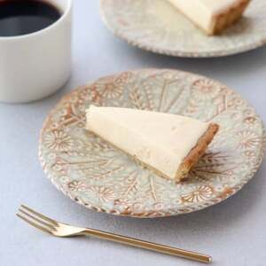 レアチーズタルト ホール_菓子・スイーツ ケーキ  _【配送不可地域：離島】【1397551】