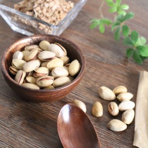 燻製ナッツ3種＆スモークチーズ (燻製2段仕込み) Aセット｜ナッツ くるみ アーモンド カシューナッツ ピスタチオ ドライフルーツ 素焼き 無添加 燻製 燻製チーズ おつまみ 酒のつまみ おやつ チーズセット 乳製品 [0354]