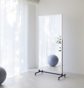 リフェクスミラースポーツミラーキャスター付 (フィルムミラー) RM-08 (キャスター含む幅92cm×高さ196cm×厚み46cm)｜軽量 鏡 姿見 全身鏡 リフェクスミラー スタンドミラー インテリア 家具 防災 着付け 着替え ダンス ファッション 日本製 [0401]