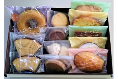 シュシュの焼き菓子詰め合わせ(ギフト中)