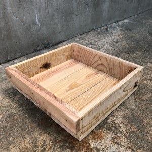木箱（りんご箱）Fサイズ 31cm×31cm×7.7cm(おおさか 河内材 無塗装