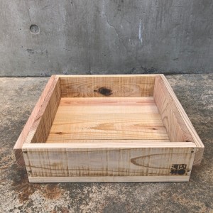 木箱（りんご箱）Fサイズ 31cm×31cm×7.7cm(おおさか 河内材 無塗装