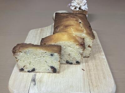 バターをたっぷり使用したパウンドケーキ クランベリー&ホワイトチョコ 1本