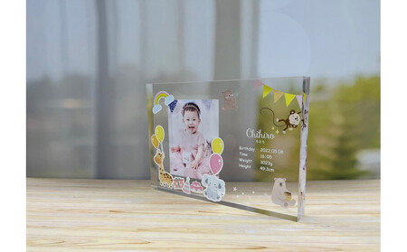 思い出の写真をアクリル素材に!アクリルスタンド