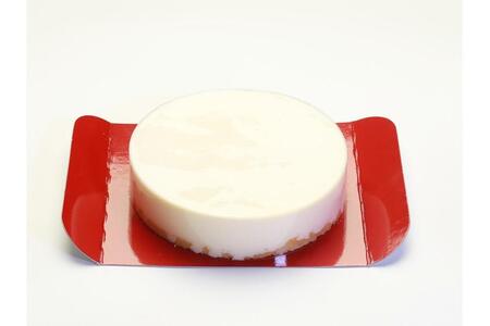生キャラメルシフォンケーキ(R)とご馳走ロールと生チーズケーキと金の斧.銀の斧(R)のセット