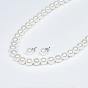 《いずみパール》貝パール8mmネックレス・ピアス2点セット(ホワイト)簡易箱付(AN160)【配送不可地域:沖縄県】【1555412】