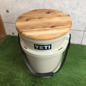 YETI ロードアウト5ガロンバケツ用　天板　杉板　#アウトドア #キャンプ #木工品（EX02-SJ）