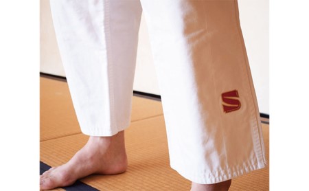 柔道衣 上下のみ “あずき色”がその証 国際試合仕様モデル 柔道 格闘技 武術
