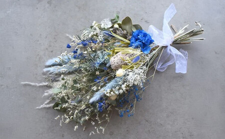 ドライフラワー ブーケ 花束 スワッグ「ブルーフェミニーノ」【 花 ブーケ 花束 フラワーアレンジメント フラワー 花 フラワーギフト 花束 ドライフラワー 花 】