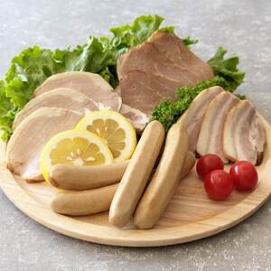 《愛情いっぱい》和豚もちぶた無塩せきハム詰め合わせ(ロースハム・ベーコン・ポークウインナー・焼豚)【配送不可地域:離島】【1332822】