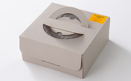 【冷蔵】半熟とろとろバスクチーズケーキ〈1ホール5号〉_菓子・スイーツ ケーキ _【配送不可地域:離島】【1460814】