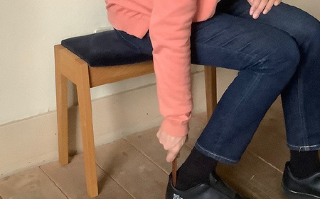 玄関椅子 （収納付き） ネイビー