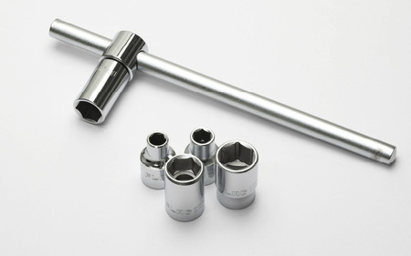 ソケットレンチセット差込角1/2(12.7mm) F418M-F - 精密さが生む強さ。FLAG工具の真髄。