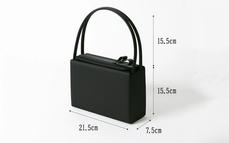 【ストレスフリー】インナーマグネット仕様のリボンデザインフォーマルバッグ　ブラック／上部開閉〈上部開閉で快適にご使用いただけるバッグ〉