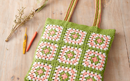 クロバーかぎ針セット - 持ち運び楽々、ケース付きのかぎ針10サイズ。