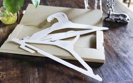  紙製ハンガー　PLA FREE　ホワイト