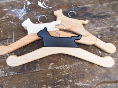 手作り木製ハンガー・猫型3色3本セット【007C-058】