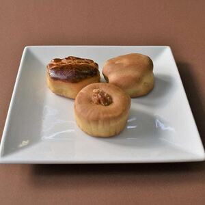 和菓子 詰合せ 合計15個入り (楠の実、縄文、古代桐、各5個) 御菓子司 平和堂【1095961】