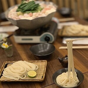 とみくらのうどん付き鍋の素10～12人前【配送不可地域：離島】【1136478】