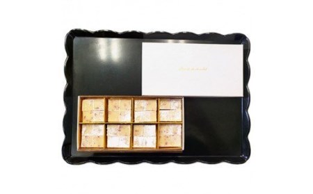 生チョコレート 16個入× 4種 (スイート、 ストロベリー、 抹茶、 マンゴー) スイーツ チョコレート チョコ