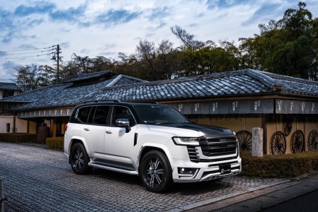 トヨタ 300系 ランドクルーザー ZX】 ラヴライン サイドステップ （AES