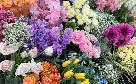 【指定日必須】 お供え フラワーアレンジメント【紡】