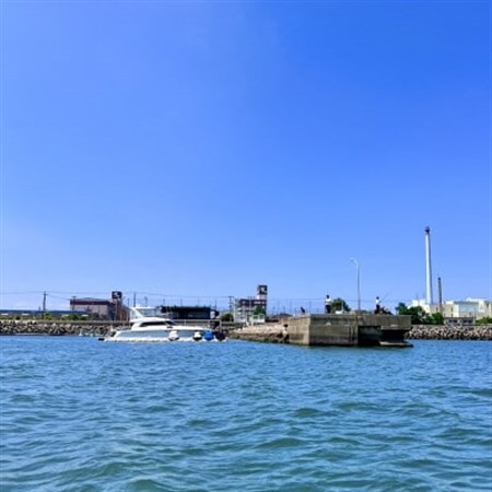 大阪湾クルージング＆釣りプラン4名様分(食事付☆)【1487959】