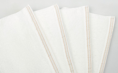 【究極の肌触りと吸水力】フェイスタオル4枚　ホワイト　W premier(009_5029)